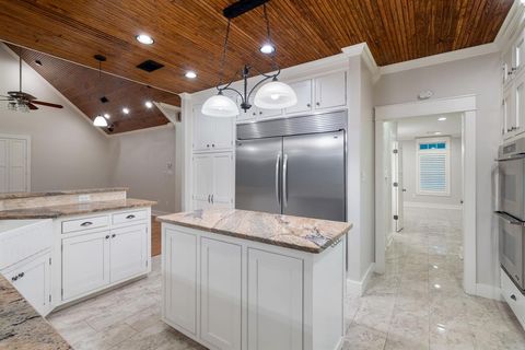 Tiny photo for 119 College Street, Farmersville, TX 75442 (MLS # 21193782)