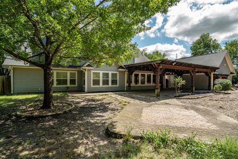 Tiny photo for 119 College Street, Farmersville, TX 75442 (MLS # 21193782)
