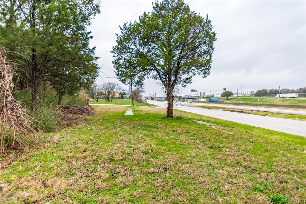 MARIGOLD & L B J FREEWAY - Commercial Sale