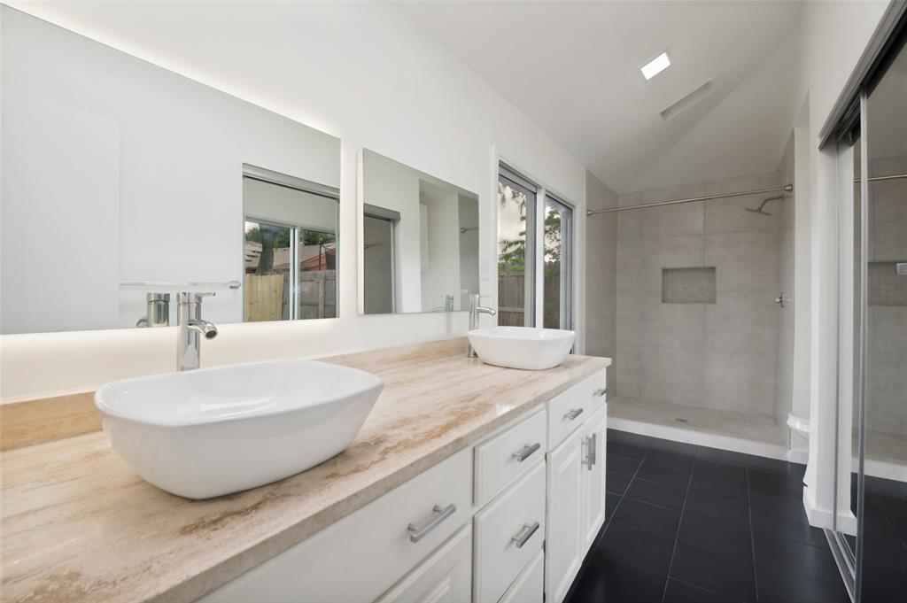 OAK TREE COLONY REV - Residential