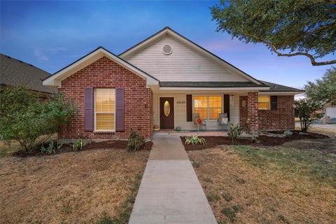 Photo of 10120 Colony Drive, Waco, TX 76708 (MLS # 21384305)