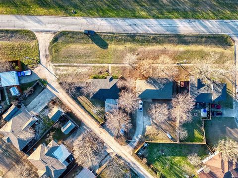 A home in Waxahachie