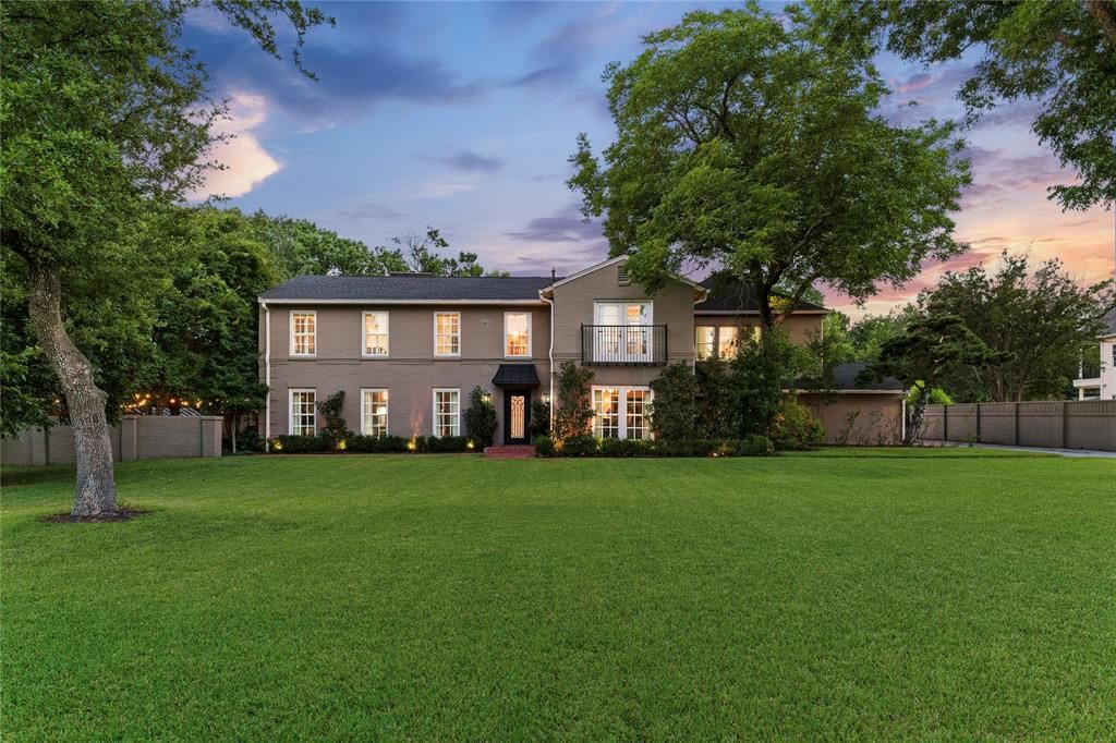 Photo for 4522 Walnut Hill Lane, Dallas, TX 75229 (MLS # 20923458)