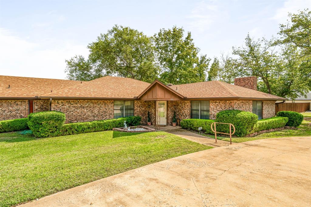 1325 Corvadura Street