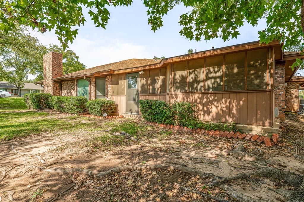 Graham Airport - Residential