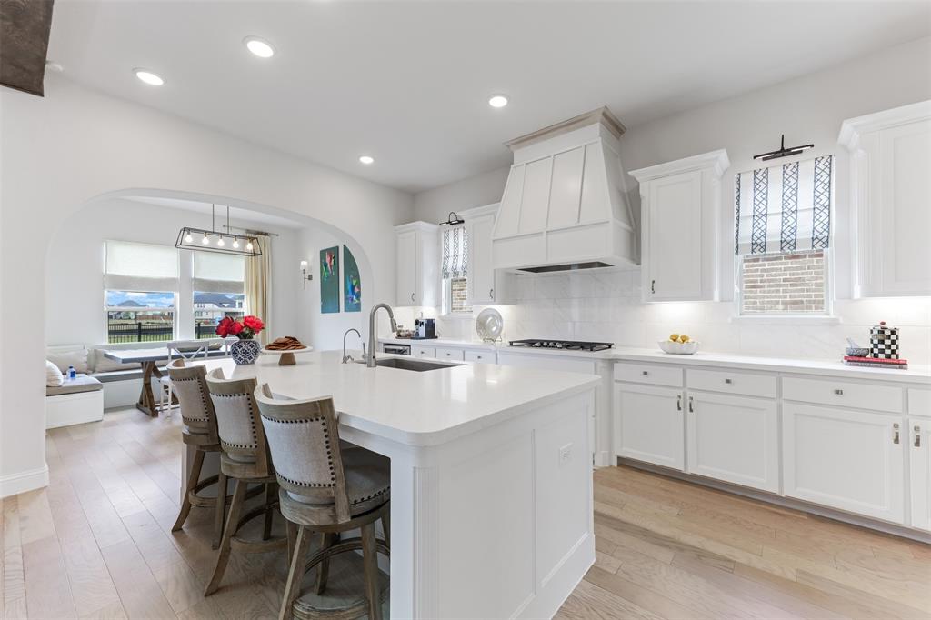 2880 Meadow Dell Drive