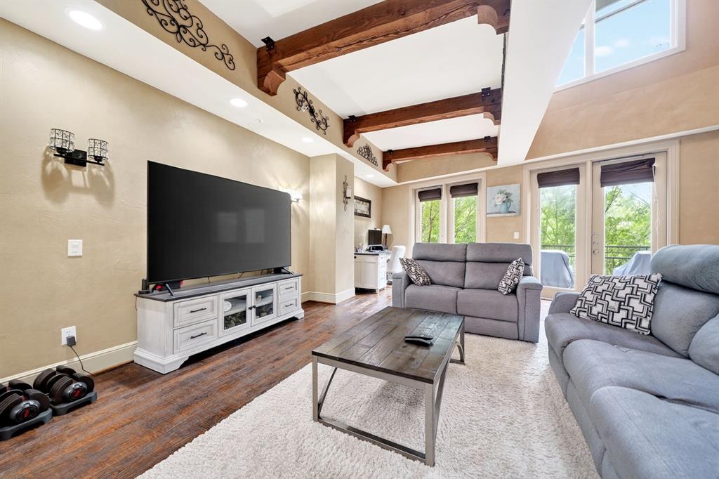 5055 Addison Circle 426