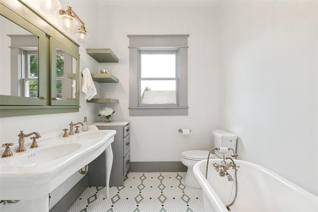 Munger Place - Residential