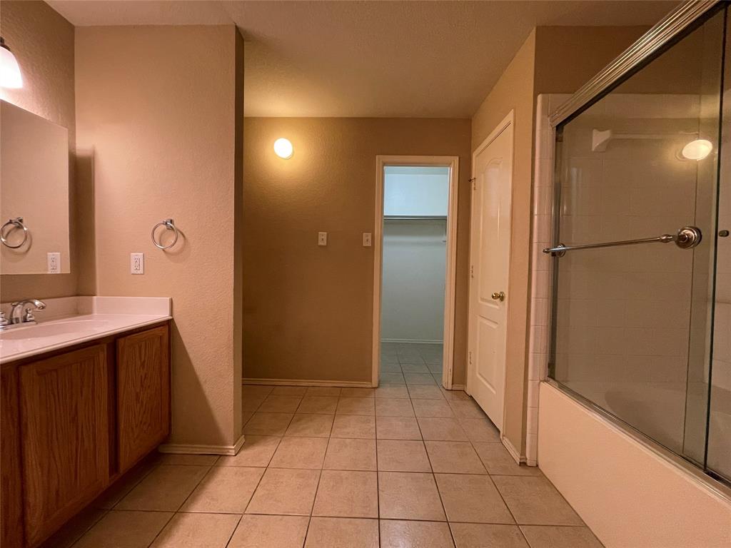 Lexington Glen - Residential Lease