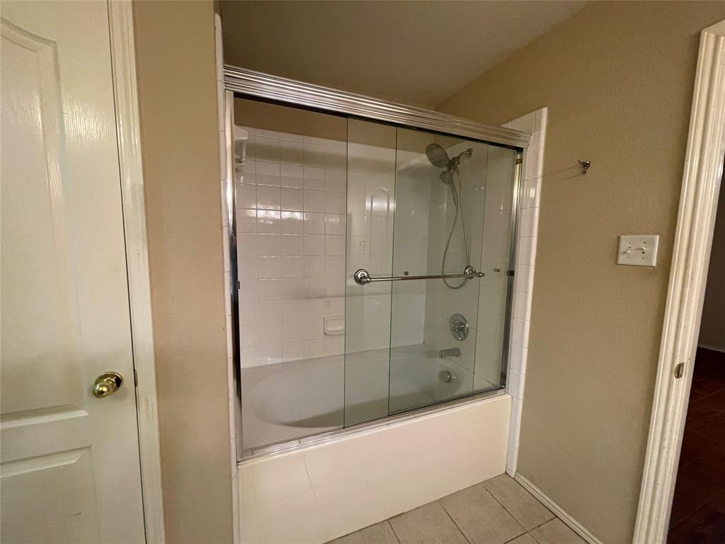 Lexington Glen - Residential Lease