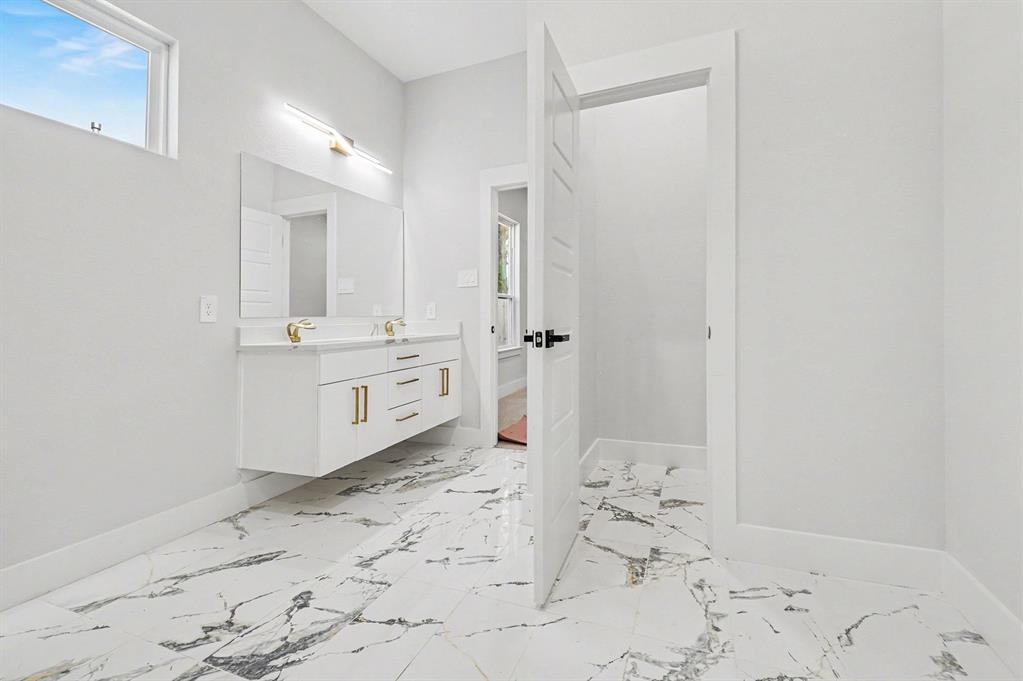 Broadmoor - Residential