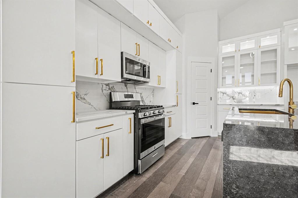 Broadmoor - Residential