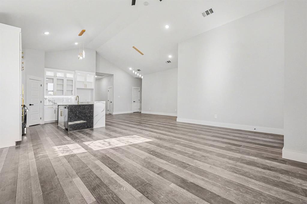 Broadmoor - Residential