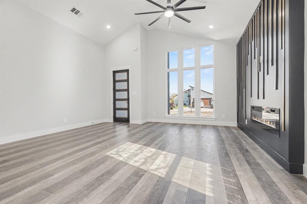 Broadmoor - Residential