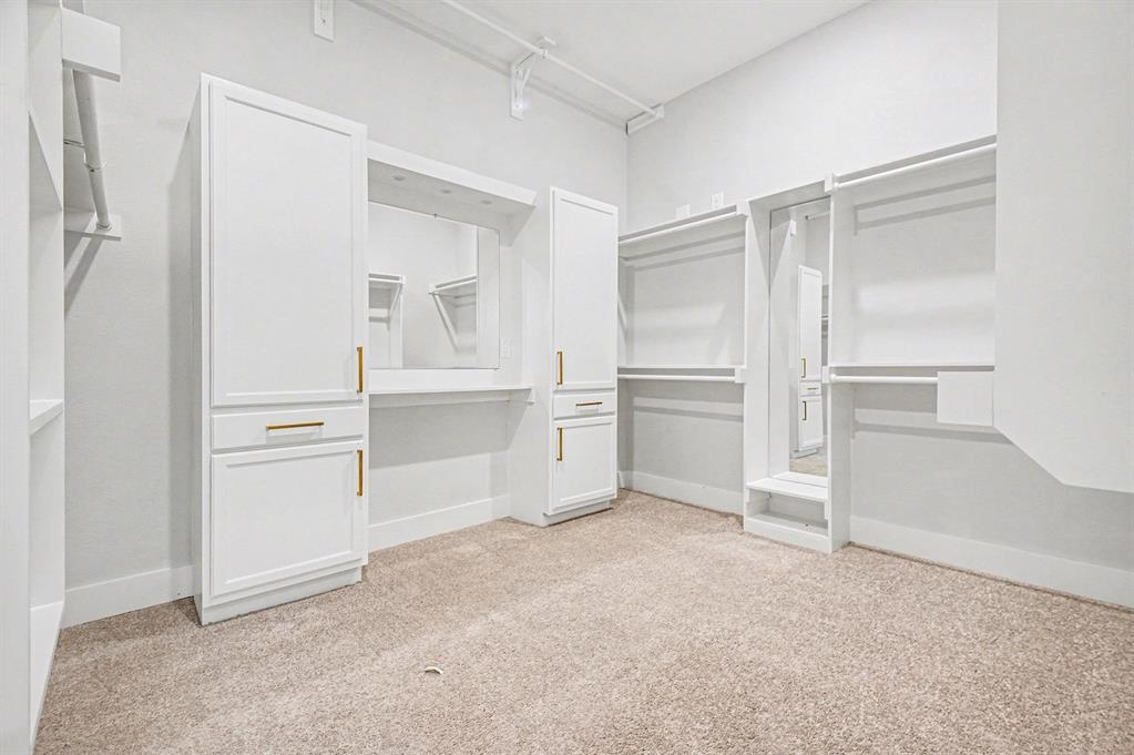 Broadmoor - Residential