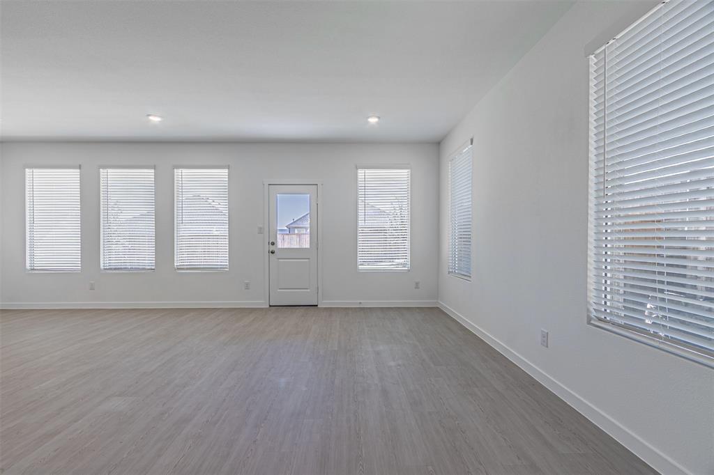 Foree Ranch Ph 1 - Residential Lease