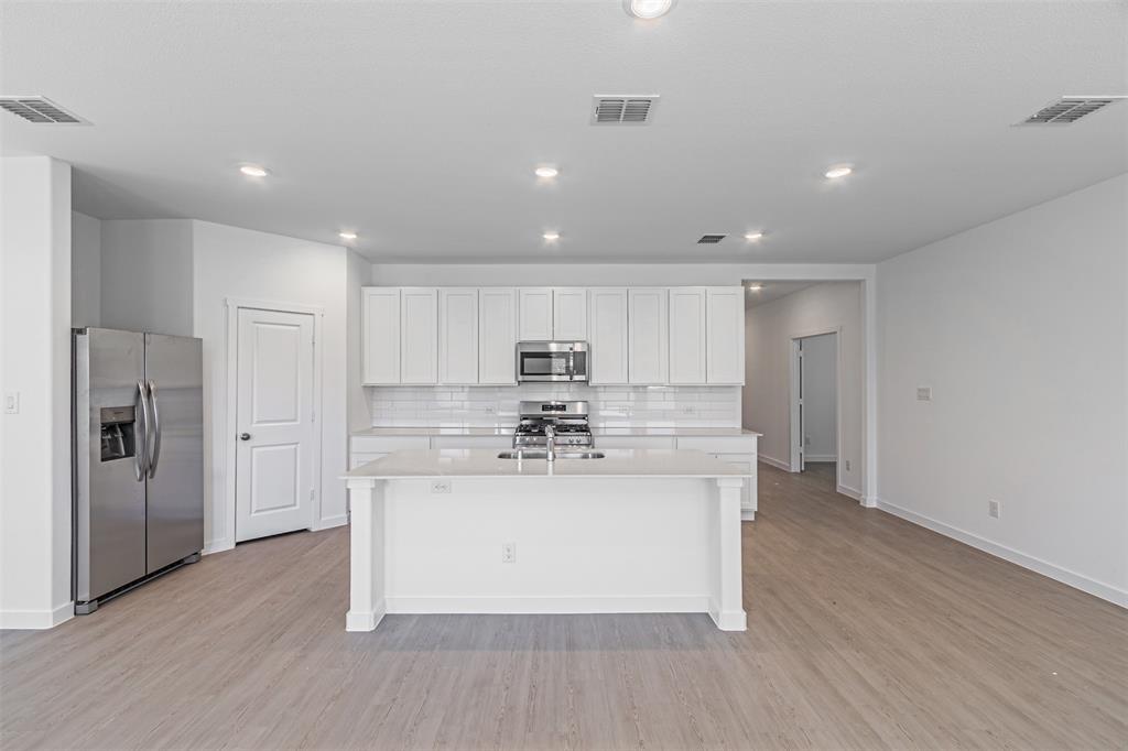 Foree Ranch Ph 1 - Residential Lease