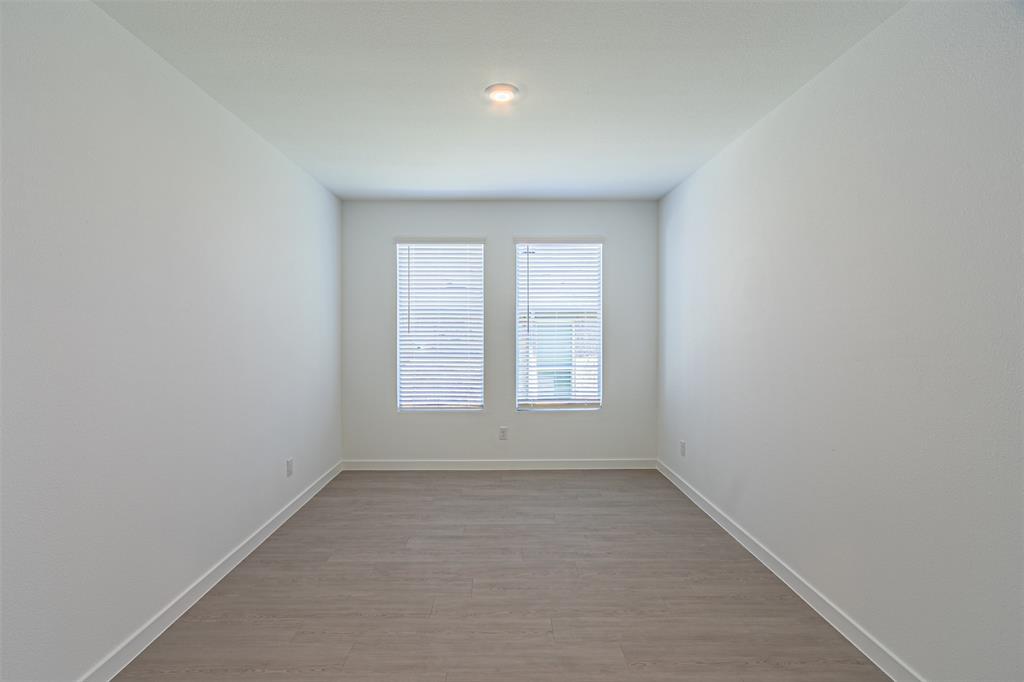 Foree Ranch Ph 1 - Residential Lease