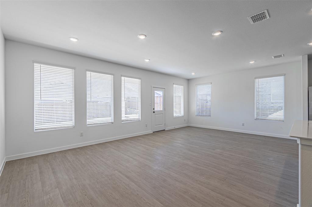 Foree Ranch Ph 1 - Residential Lease