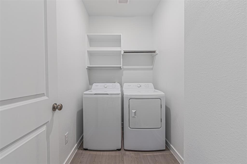 Foree Ranch Ph 1 - Residential Lease