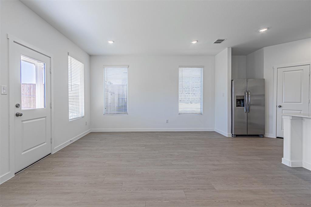 Foree Ranch Ph 1 - Residential Lease