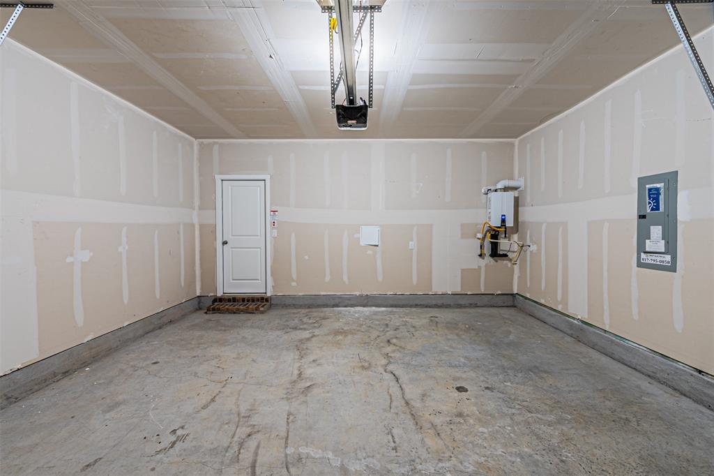 Foree Ranch Ph 1 - Residential Lease