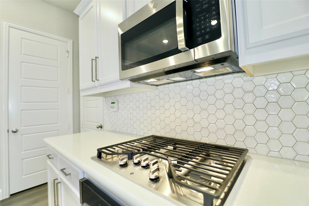 Stacy Road Twnhms Add - Residential