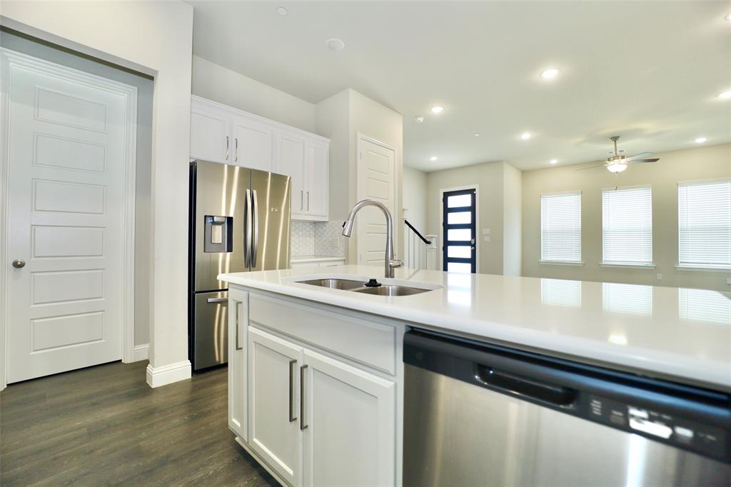 Stacy Road Twnhms Add - Residential