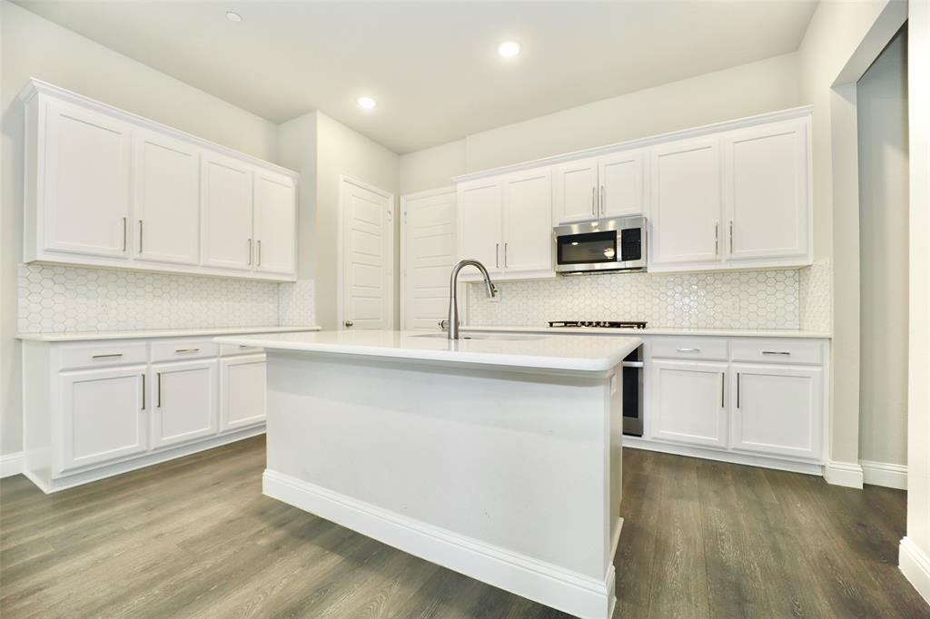 Stacy Road Twnhms Add - Residential