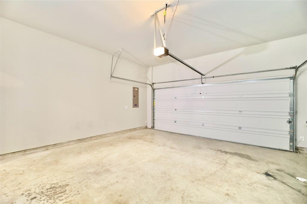 Stacy Road Twnhms Add - Residential