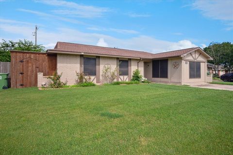 5409 Queens Court Lake Dallas TX 75065