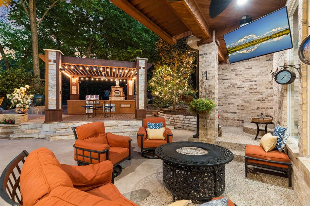 2203 Amherst Circle