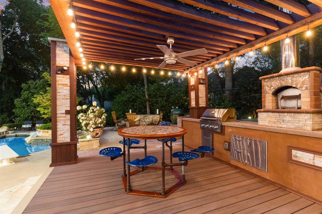 2203 Amherst Circle