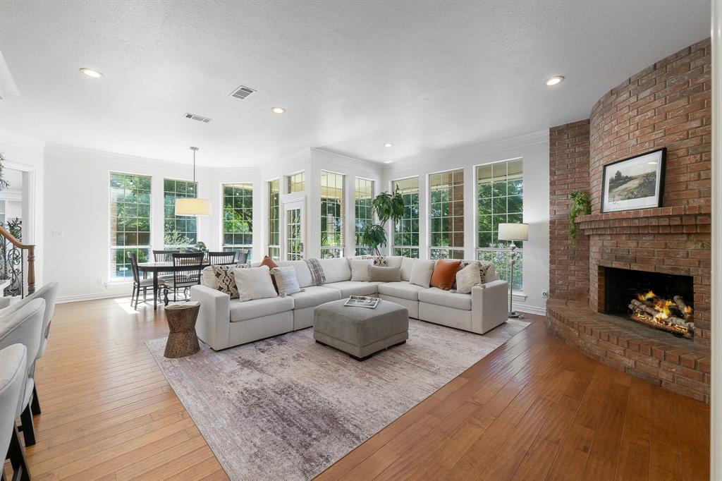 105 Latrobe Court