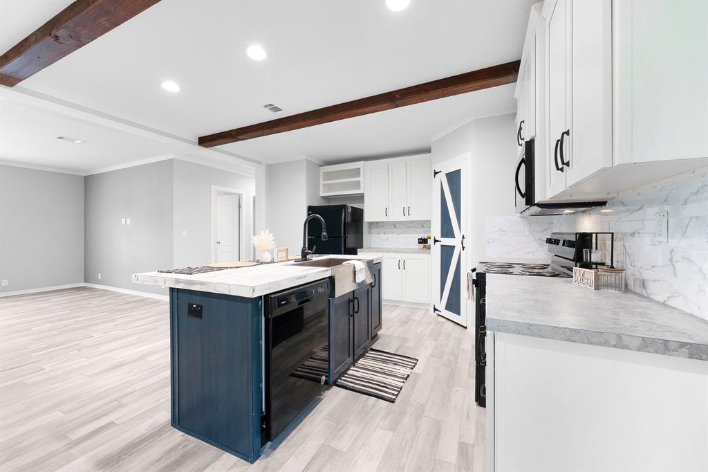 DAWN ESTATES - Residential