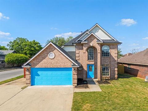 8901 Elbe Trail Fort Worth TX 76118