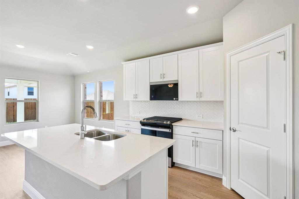 508 Midnight Oak Drive