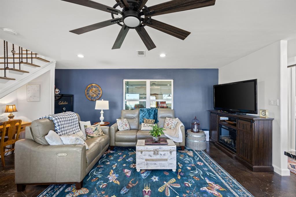 A0049 BUSTILLA CLEMENTE,TRACT 97-8, ACRES 18.0 - Residential