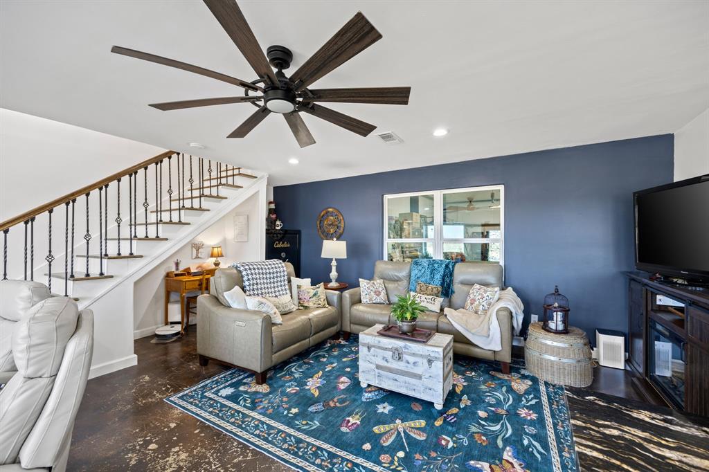 A0049 BUSTILLA CLEMENTE,TRACT 97-8, ACRES 18.0 - Residential