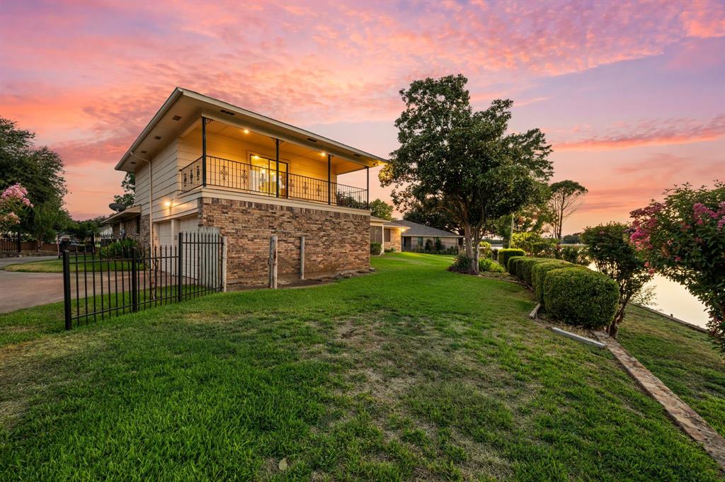 4813 Woodcreek Court