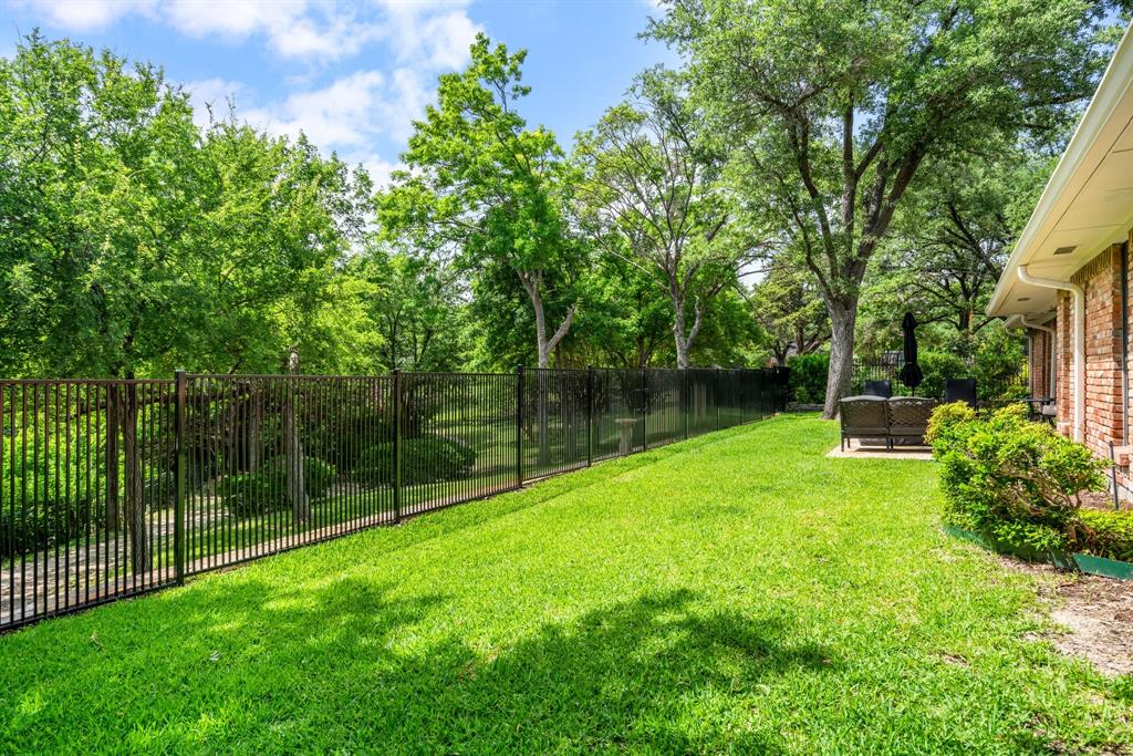 6737 Lake Shore Drive