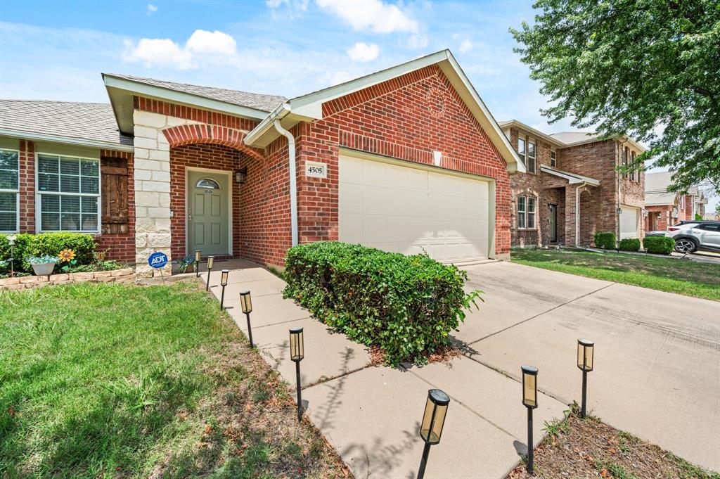 4505 Martingale View Lane