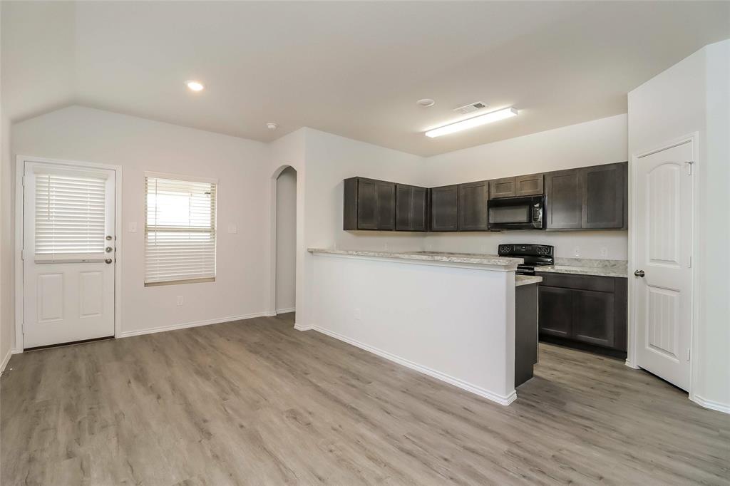 8220 Runner Oak