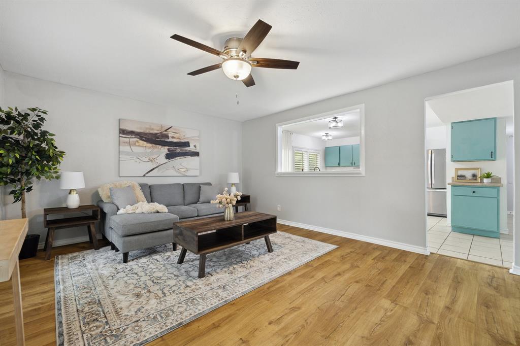 5044 Avery Lane