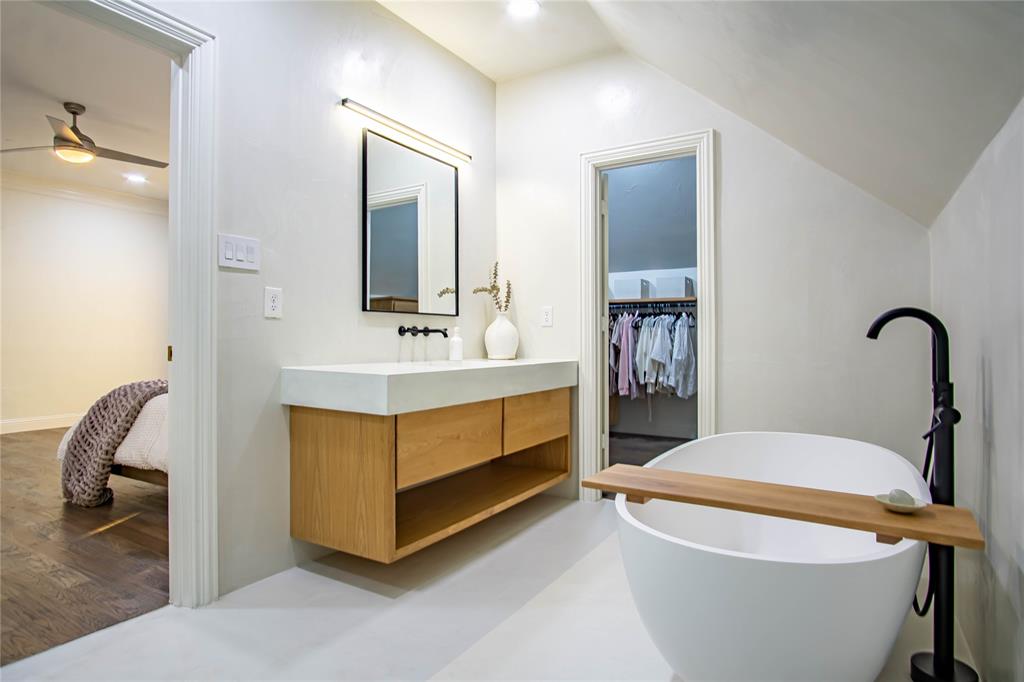 Meadow Hill Estates Ph Six - Residential