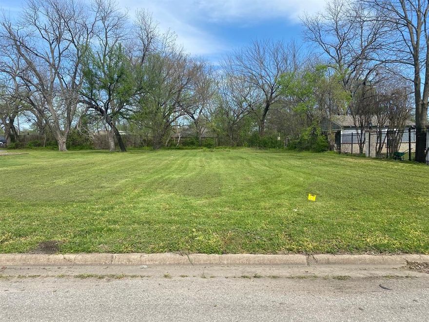Large level lot in nice Sherman residential neighborhood.