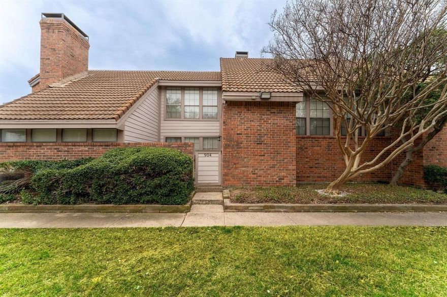 Prime Location, UPDATED, Great Floor Plan. 2 Bedrooms, each with their own full bath and half bathroom downstairs. Brand new wood floors through out, property was just fully renovated, all new light fixtures and etc. Granite counters in Kitchen & bathrooms. attached carport on the back and assigned parking right in front. Private fenced in patio, full size washer dryer connections. Community Pool and Tennis Court on site. Convenient access to the North Dallas Tollway & George Bush, Addison & Plano restaurants.