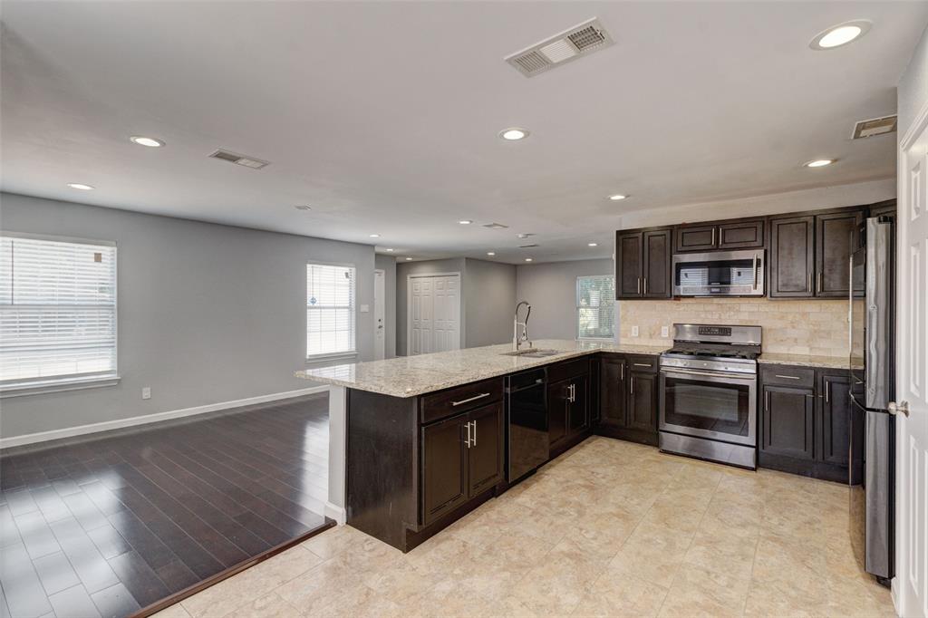 Clifton Place 02 - Residential Lease