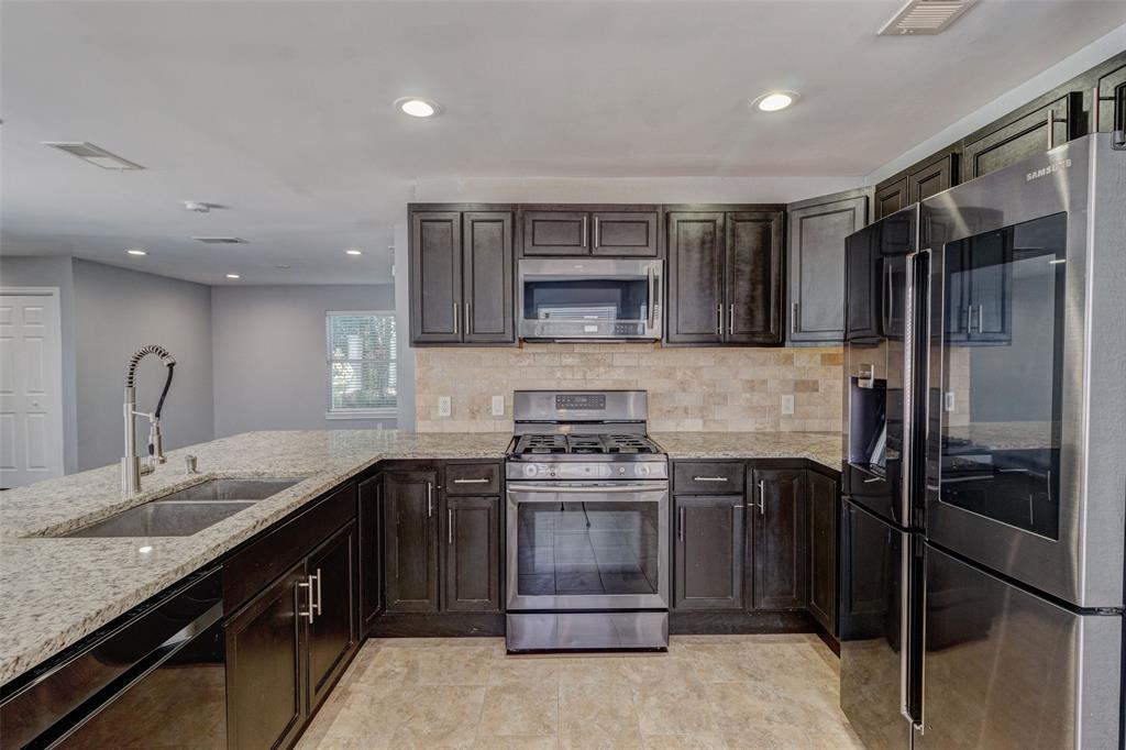 Clifton Place 02 - Residential Lease