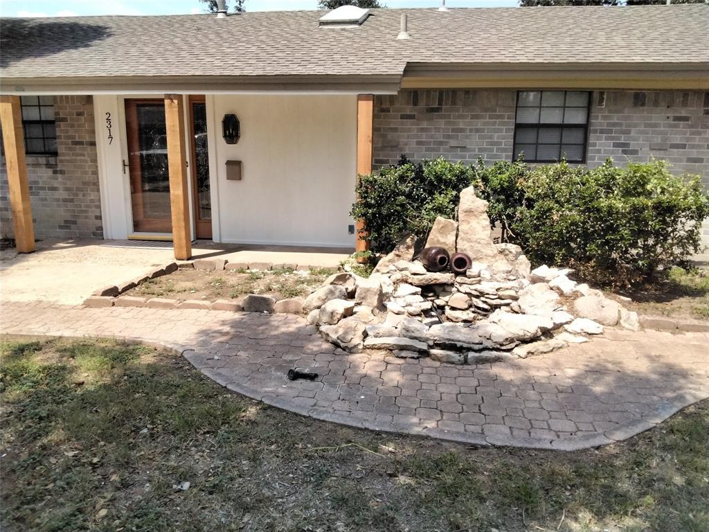 2317 Meadow Dale
